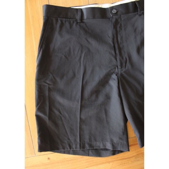 Golf Champions Tour NWT Organic Bamboo Caviar Black Golf Shorts 40W - Picture 2 of 8